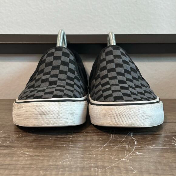 Vans Classic Slip-On Men’s Athletic Skate Shoes Suze 8 Black/Checker Pattern - Picture 2 of 8